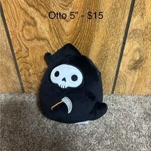 Otto Grim Reaper Squishmallow